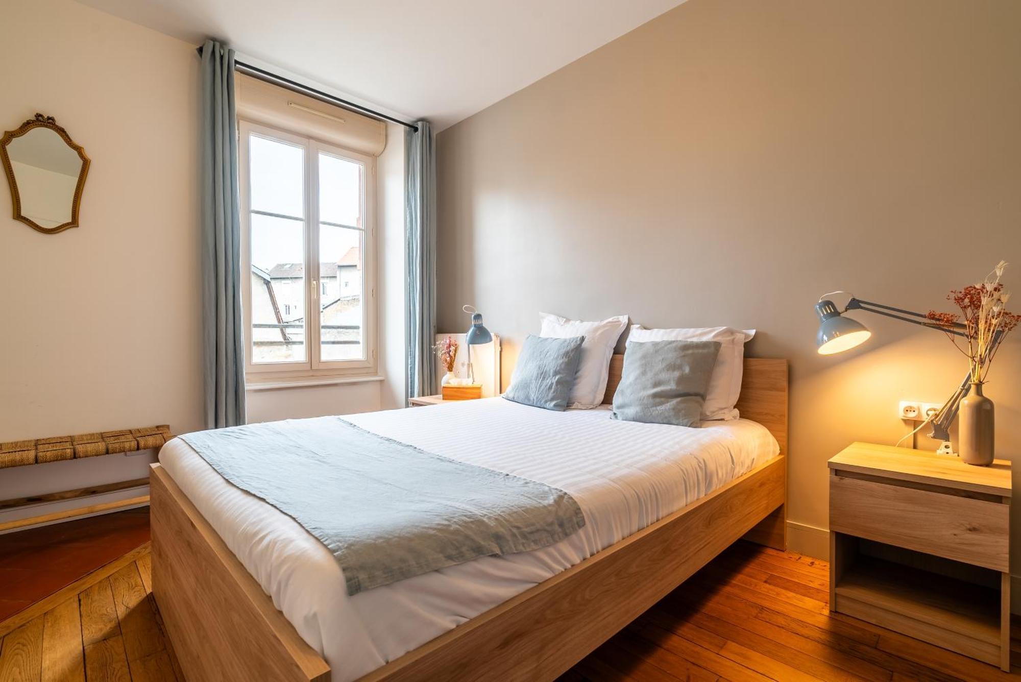 Mon Appart'Hotel - Gare De Limoges - Appartement Familial - Parking En Supp Exterior photo