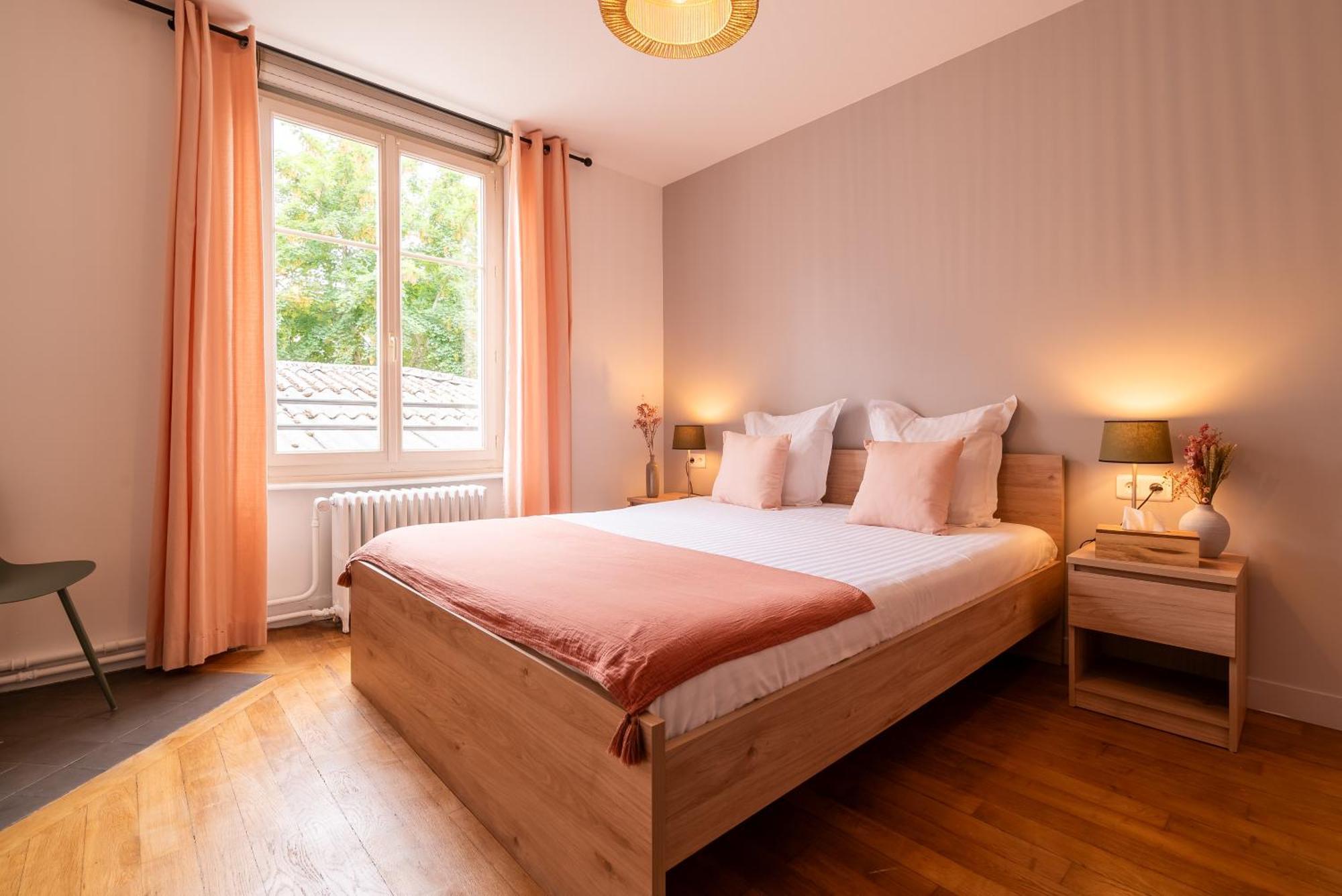 Mon Appart'Hotel - Gare De Limoges - Appartement Familial - Parking En Supp Exterior photo