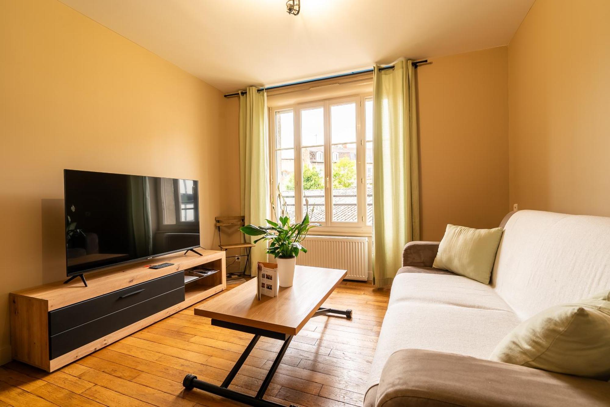 Mon Appart'Hotel - Gare De Limoges - Appartement Familial - Parking En Supp Exterior photo