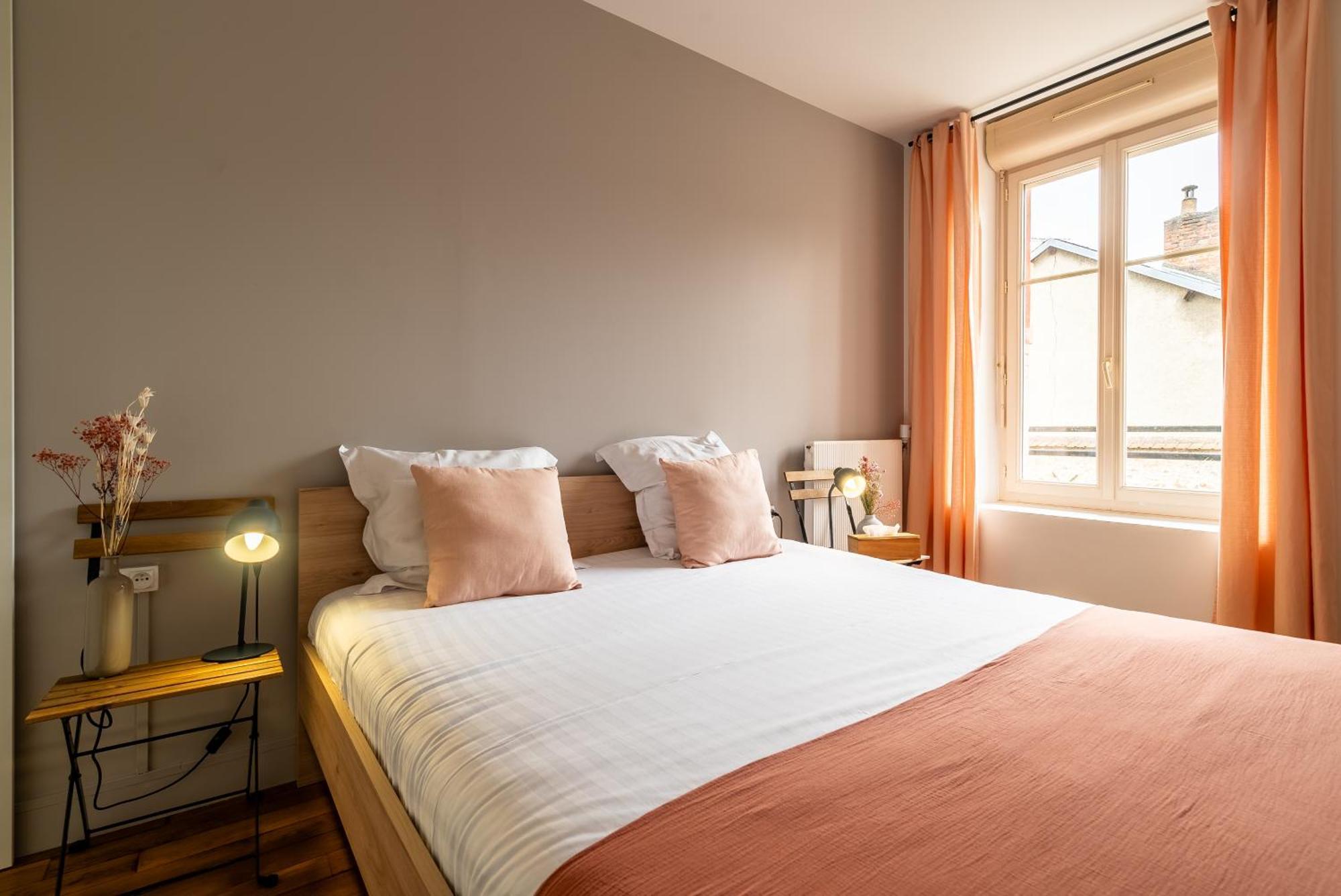 Mon Appart'Hotel - Gare De Limoges - Appartement Familial - Parking En Supp Exterior photo